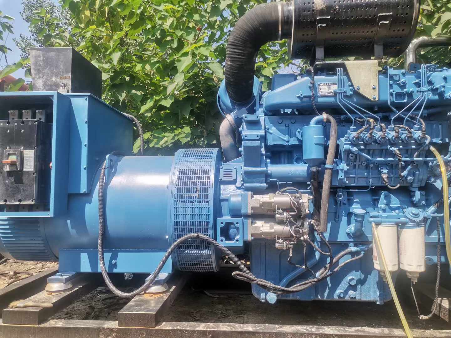 武安详细说明降低 800kW 柴油发电机输出电流波动的方法